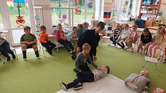 Grafika #29: 18.10.2023 Warsztaty edukacyjne - Pierwsza pomoc bez tajemnic