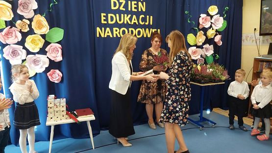 Grafika #17: 13.10.2023 Dzień Edukacji Narodowej