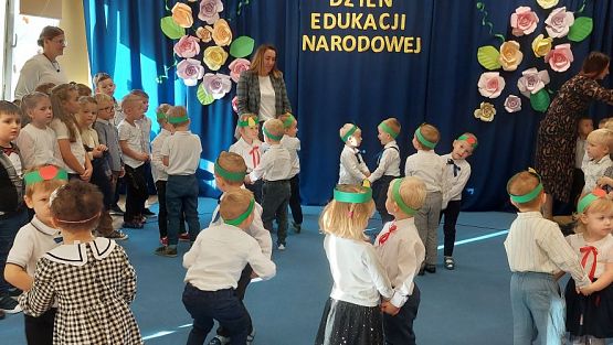 Grafika #29: 13.10.2023 Dzień Edukacji Narodowej