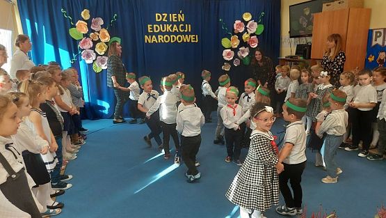 Grafika #32: 13.10.2023 Dzień Edukacji Narodowej