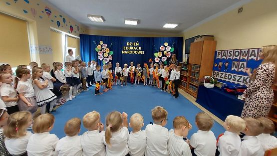 Grafika #51: 13.10.2023 Dzień Edukacji Narodowej
