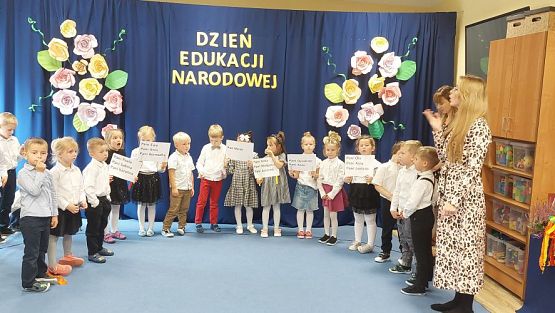 Grafika #52: 13.10.2023 Dzień Edukacji Narodowej