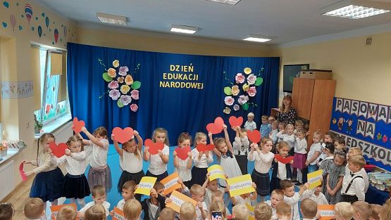 Grafika #72: 13.10.2023 Dzień Edukacji Narodowej