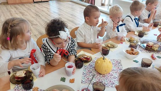 Grafika #90: 13.10.2023 Dzień Edukacji Narodowej