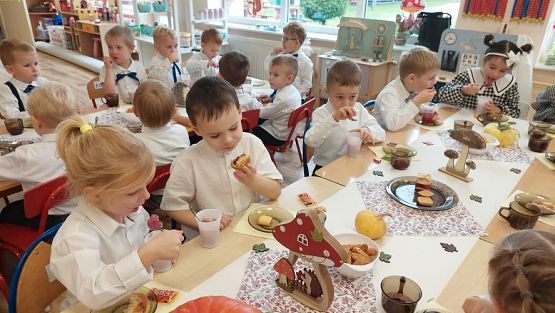 Grafika #94: 13.10.2023 Dzień Edukacji Narodowej