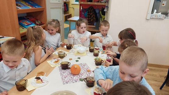 Grafika #96: 13.10.2023 Dzień Edukacji Narodowej