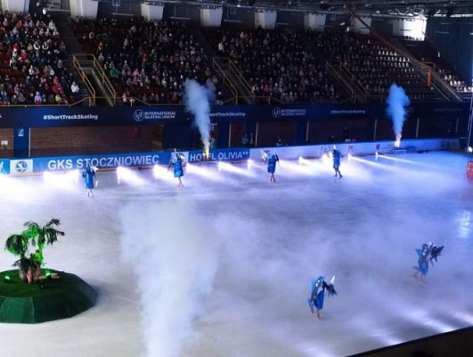 Grafika #9: 11.10.2023 Wyjazd edukacyjny do Gdańska - widowisko teatralne na lodzie "Niezwykłe przygody Żeglarza Sindbada"
