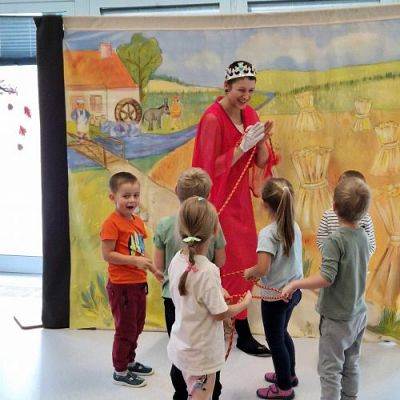 Grafika #0: 09.10.2023 Przedstawienie teatralne "Kot w butach" w wykonaniu teatru "Duet" z Krakowa