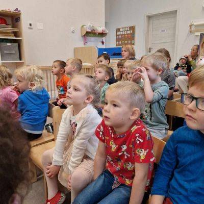 Grafika #1: 09.10.2023 Przedstawienie teatralne "Kot w butach" w wykonaniu teatru "Duet" z Krakowa