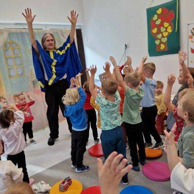 Grafika #5: 09.10.2023 Przedstawienie teatralne "Kot w butach" w wykonaniu teatru "Duet" z Krakowa