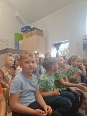 Grafika #18: 09.10.2023 Przedstawienie teatralne "Kot w butach" w wykonaniu teatru "Duet" z Krakowa