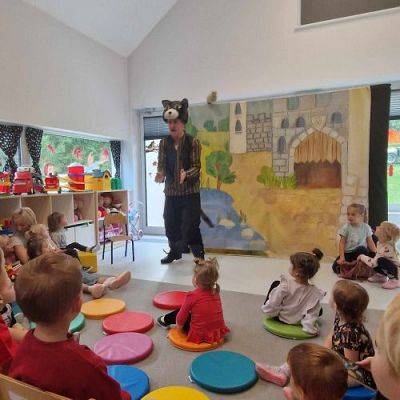 Grafika #21: 09.10.2023 Przedstawienie teatralne "Kot w butach" w wykonaniu teatru "Duet" z Krakowa