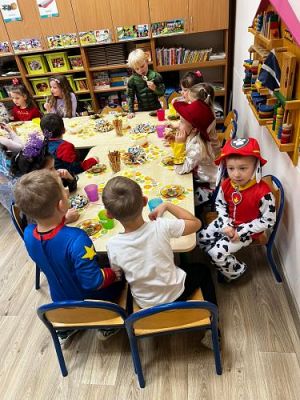 Grafika #55: 03.11.2023 Dzień Postaci z Bajek w naszym przedszkolu