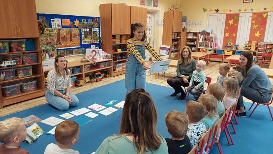 Grafika #6: 31.10.2023 Spotkanie z młodą autorką książek Antoniną Remiszewską