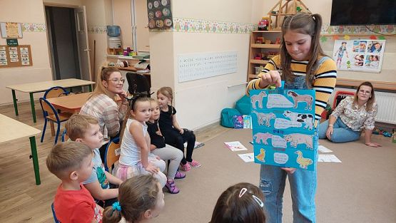 Grafika #32: 31.10.2023 Spotkanie z młodą autorką książek Antoniną Remiszewską