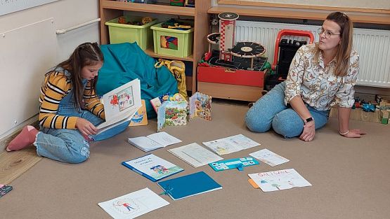 Grafika #33: 31.10.2023 Spotkanie z młodą autorką książek Antoniną Remiszewską