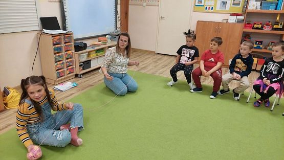 Grafika #38: 31.10.2023 Spotkanie z młodą autorką książek Antoniną Remiszewską