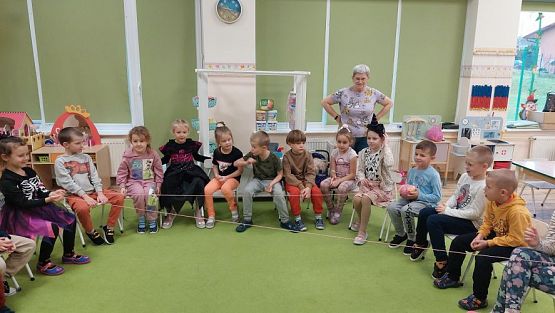 Grafika #40: 31.10.2023 Spotkanie z młodą autorką książek Antoniną Remiszewską