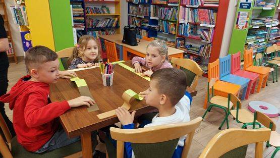 Grafika #8: 30.10.2023 Wyjazd edukacyjny do Biblioteki Miejskiej w Łebie cz.II