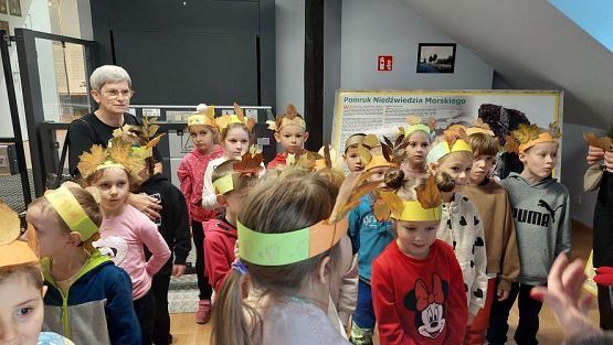 Grafika #35: 30.10.2023 Wyjazd edukacyjny do Biblioteki Miejskiej w Łebie cz.II