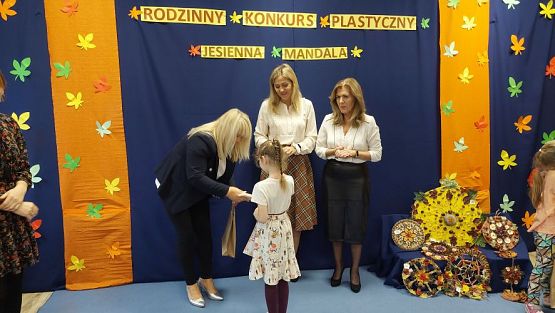 Grafika #52: 26.10.2023 Rozstrzygnięcie rodzinnego konkursu plastycznego "Jesienna mandala"
