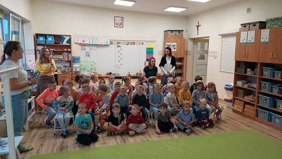 Grafika #3: 25.10.2023 "Bezpieczny przedszkolak na drodze"