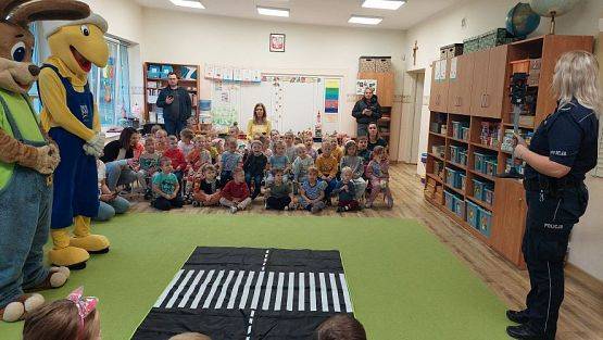 Grafika #18: 25.10.2023 "Bezpieczny przedszkolak na drodze"