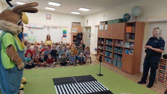 Grafika #19: 25.10.2023 "Bezpieczny przedszkolak na drodze"