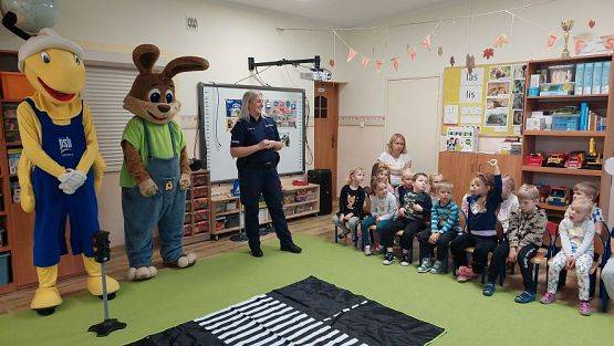 Grafika #24: 25.10.2023 "Bezpieczny przedszkolak na drodze"