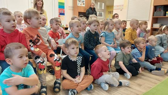 Grafika #30: 25.10.2023 "Bezpieczny przedszkolak na drodze"