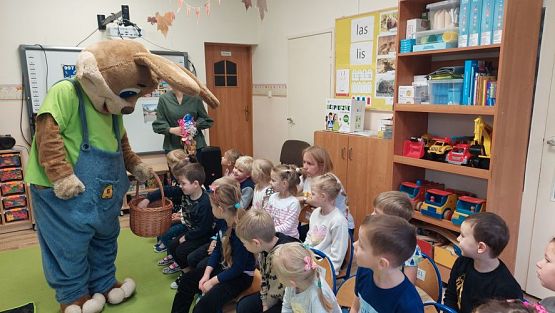 Grafika #39: 25.10.2023 "Bezpieczny przedszkolak na drodze"