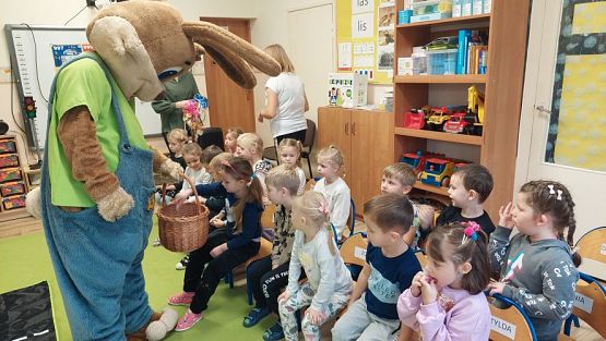 Grafika #40: 25.10.2023 "Bezpieczny przedszkolak na drodze"