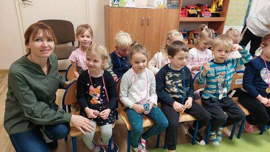 Grafika #46: 25.10.2023 "Bezpieczny przedszkolak na drodze"