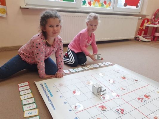 Grafika #12: 20.10.2023 EU CODE WEEK - Europejski tydzień kodowania w gr II