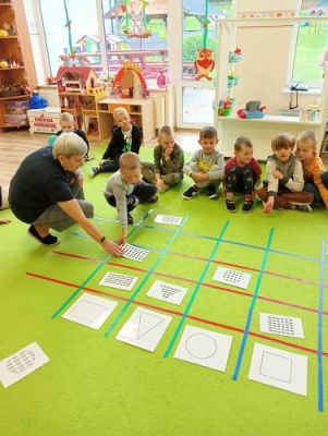 Grafika #12: 20.10.2023 Europejski tydzień kodowania - nauka kodowania i programowania w gr III