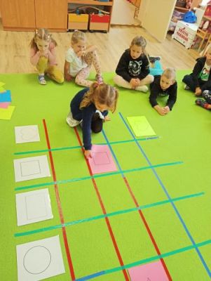 Grafika #16: 20.10.2023 Europejski tydzień kodowania - nauka kodowania i programowania w gr III