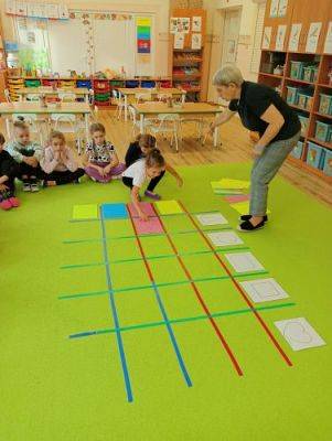 Grafika #19: 20.10.2023 Europejski tydzień kodowania - nauka kodowania i programowania w gr III