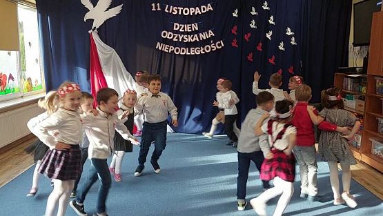 Grafika #50: 10.11.2023 - 11 listopada Narodowe Święto Niepodległości