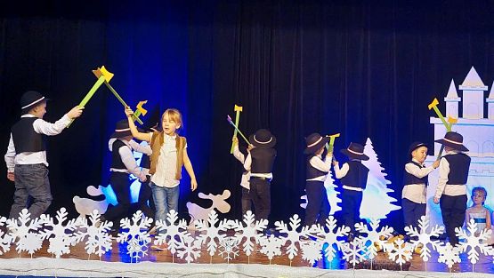 Grafika #68: 14.12.2023 Spotkanie wigilijne pt."W oczekiwaniu na święta" cz.I