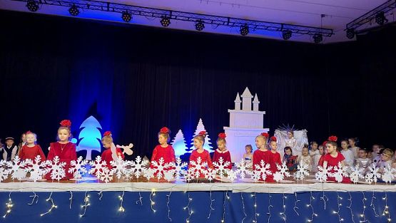 Grafika #81: 14.12.2023 Spotkanie wigilijne pt."W oczekiwaniu na święta" cz.I