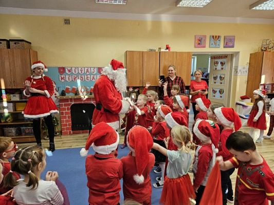 Grafika #20: 05.12.2023 Zabawa mikołajkowa cz.I