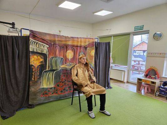 Grafika #7: 01.12.2023 Przedstawienie teatralne pt. "Opowieść wigilijna"