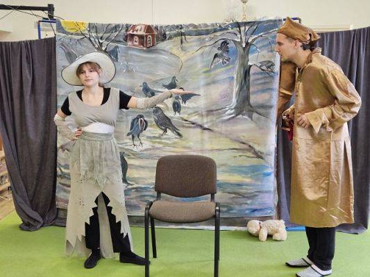 Grafika #18: 01.12.2023 Przedstawienie teatralne pt. "Opowieść wigilijna"