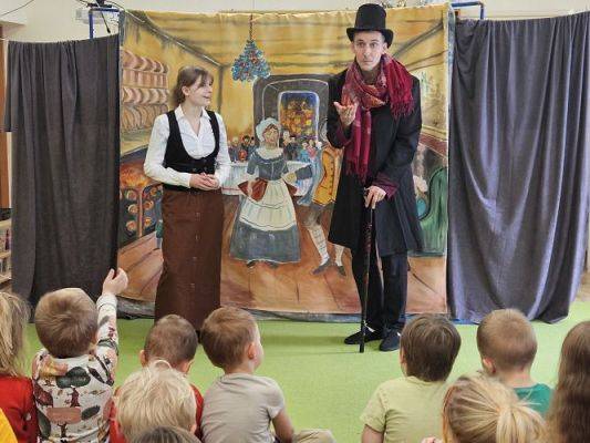 Grafika #29: 01.12.2023 Przedstawienie teatralne pt. "Opowieść wigilijna"