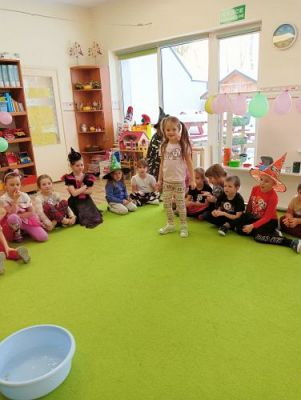 Grafika #2: 30.11.2023 Zabawy Andrzejkowe gr III