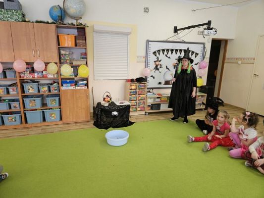 Grafika #4: 30.11.2023 Zabawy Andrzejkowe gr III