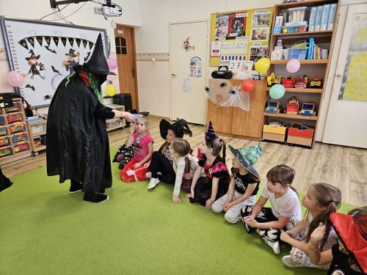 Grafika #15: 30.11.2023 Zabawy Andrzejkowe gr III