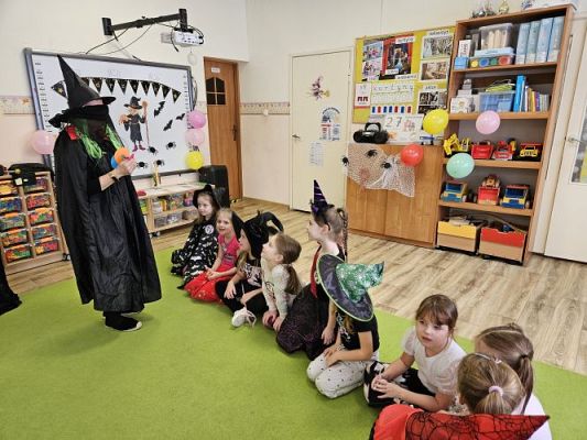 Grafika #16: 30.11.2023 Zabawy Andrzejkowe gr III