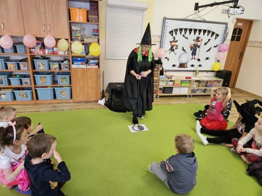 Grafika #21: 30.11.2023 Zabawy Andrzejkowe gr III