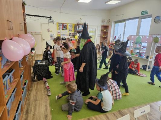 Grafika #29: 30.11.2023 Zabawy Andrzejkowe gr III